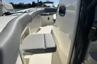 Thumbnail von Boston Whaler 280 Outrage