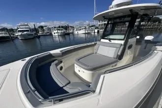 Thumbnail von Boston Whaler 280 Outrage