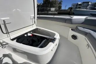 Thumbnail von Boston Whaler 280 Outrage
