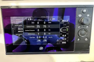 Thumbnail von Boston Whaler 320 Vantage