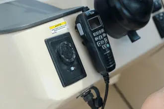 Thumbnail von Boston Whaler 320 Vantage