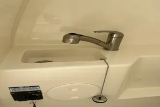 Thumbnail von Boston Whaler 240 Vantage