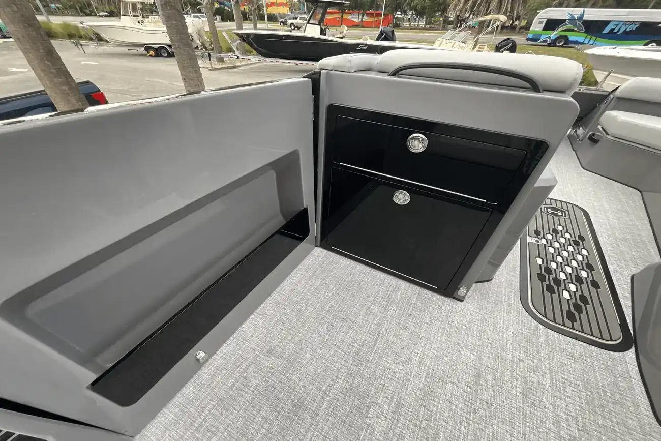 Thumbnail von Harris Crowne 250