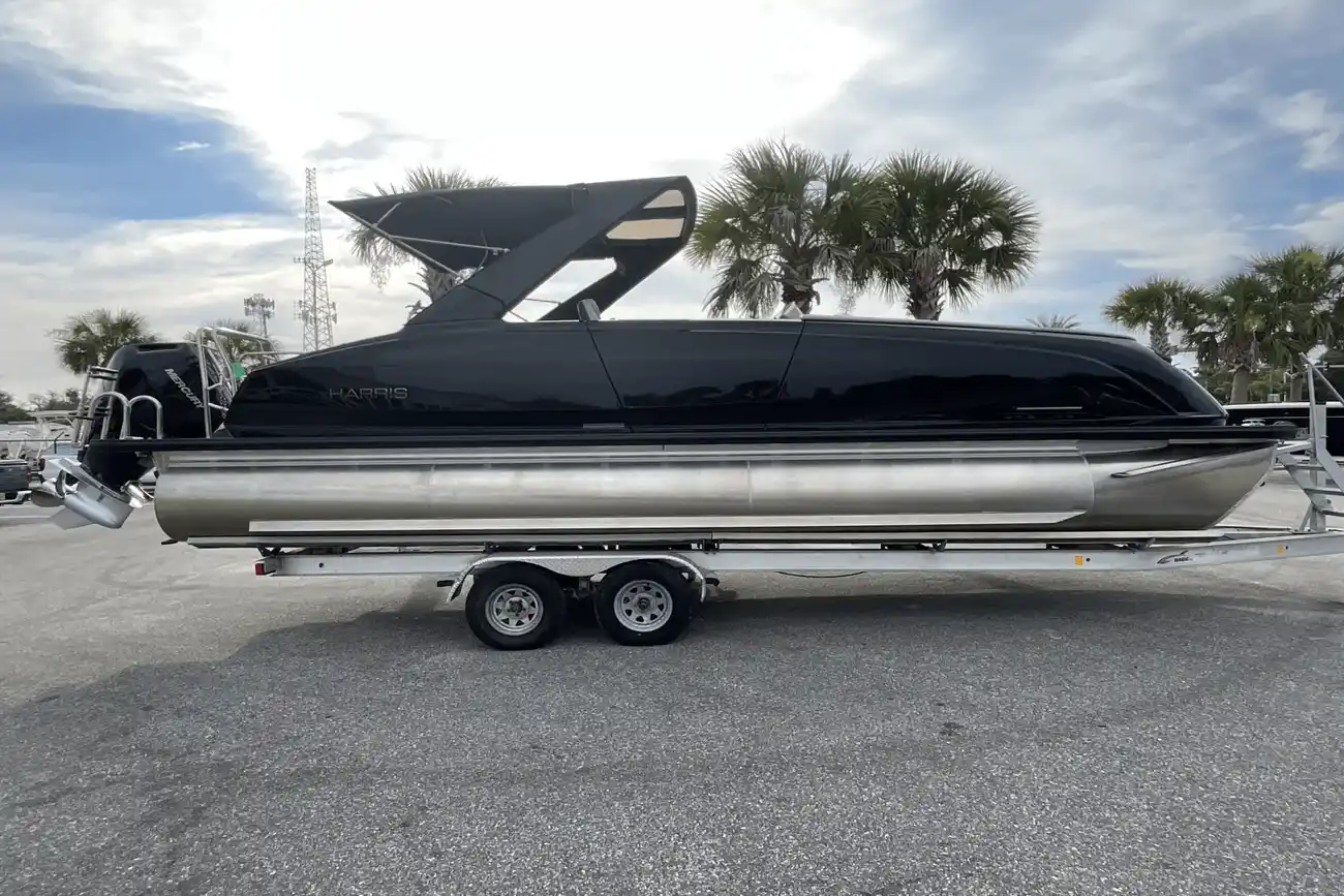 Thumbnail von Harris Crowne 250