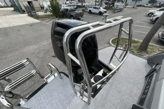 Thumbnail von Harris Crowne 250