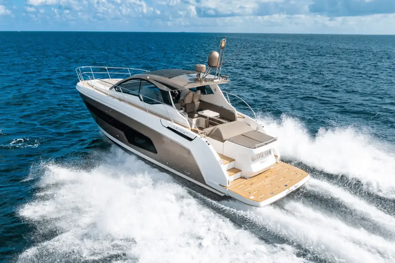 Thumbnail von Azimut Atlantis 45