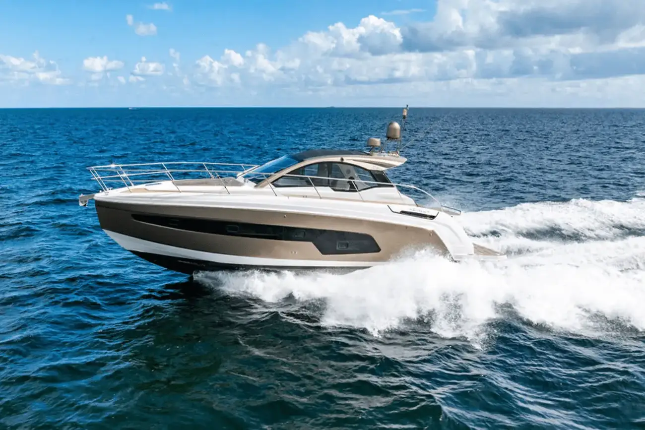 Thumbnail von Azimut Atlantis 45