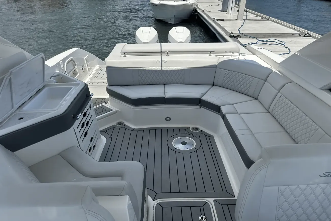 Thumbnail von Sea Ray SLX 310 Outboard