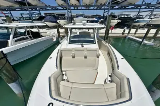 Thumbnail von Boston Whaler 350 Realm
