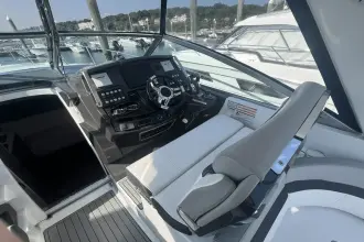 Thumbnail von Monterey 335 Sport Yacht