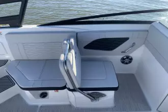 Thumbnail von Sea Ray SPX 230