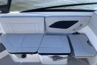 Thumbnail von Sea Ray SPX 230