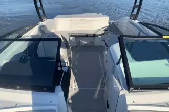 Thumbnail von Sea Ray SPX 230