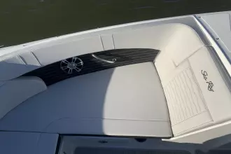 Thumbnail von Sea Ray SPX 230