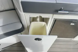 Thumbnail von Sea Ray SLX 350