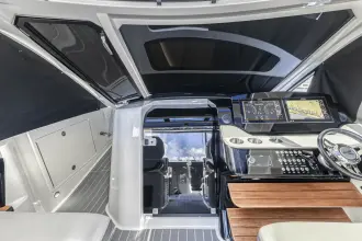 Thumbnail von Sea Ray 370 Sundancer Outboard