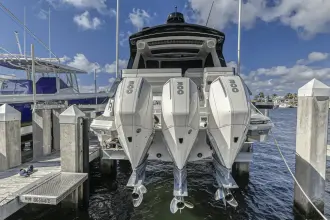 Thumbnail von Sea Ray 370 Sundancer Outboard
