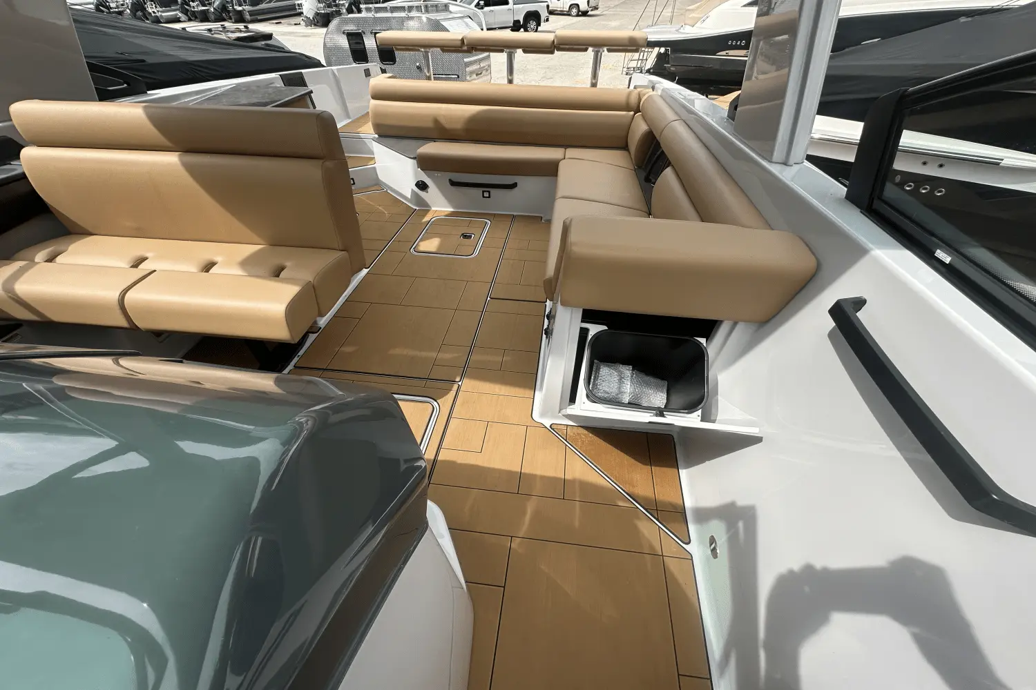 Thumbnail von Aviara 32