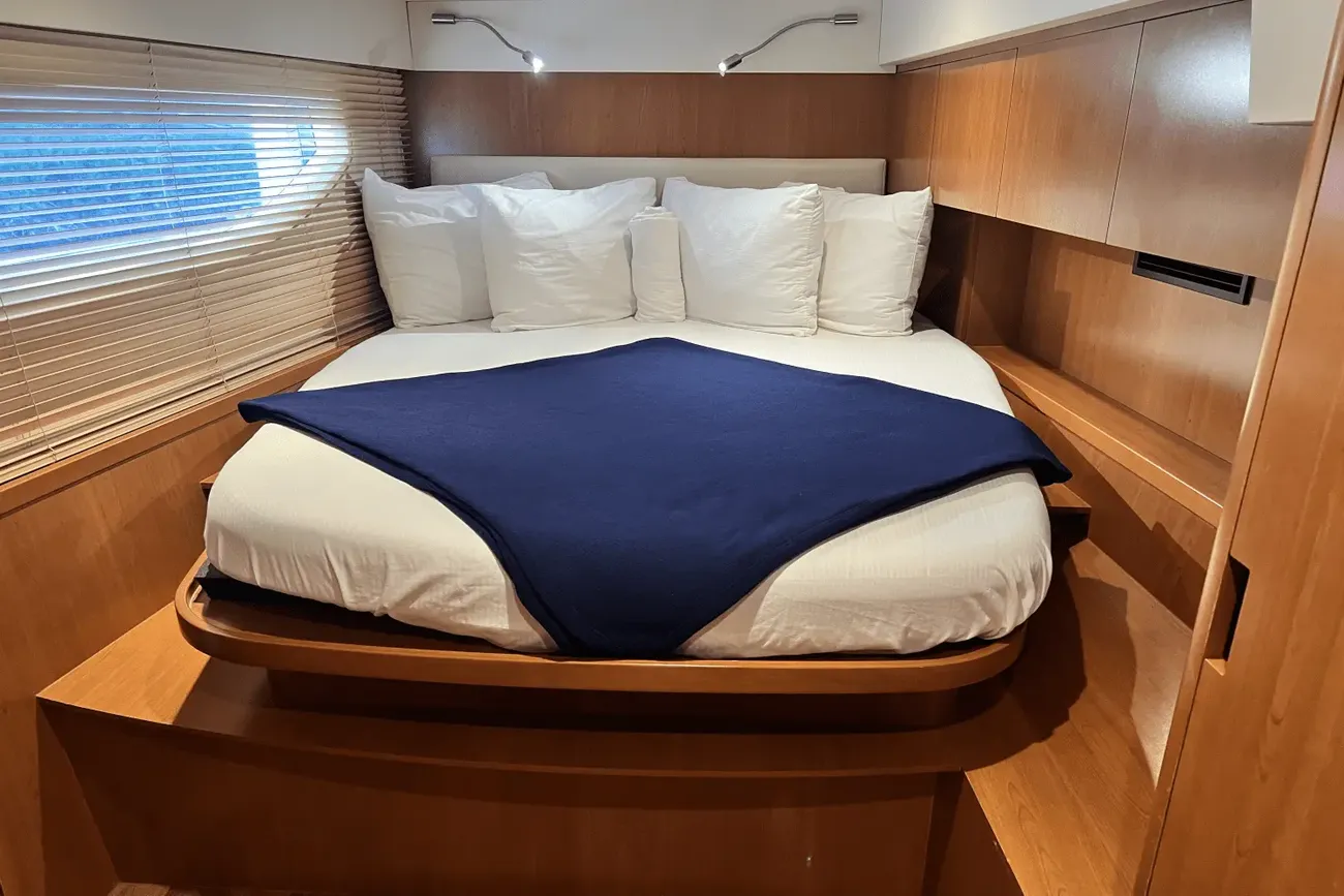 Thumbnail von Aquila 48