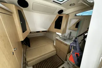 Thumbnail von Boston Whaler 370 Outrage