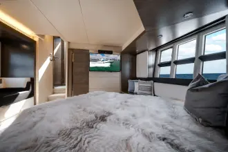 Thumbnail von Azimut 55