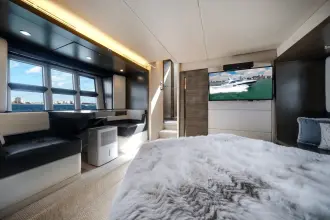 Thumbnail von Azimut 55