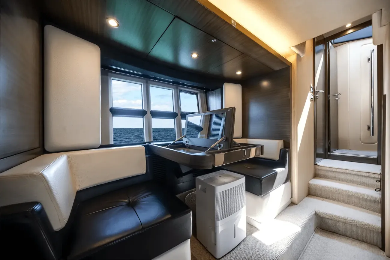 Thumbnail von Azimut 55