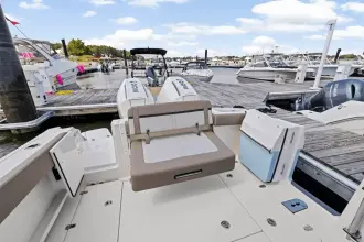 Thumbnail von Boston Whaler 280 Vantage