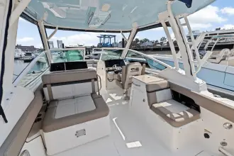 Thumbnail von Boston Whaler 280 Vantage