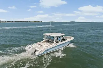 Thumbnail von Boston Whaler 280 Vantage