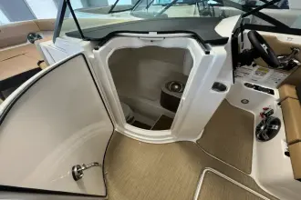 Thumbnail von Sea Ray SDX 250