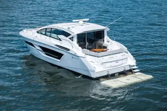 Thumbnail von Cruisers Yachts 46 Cantius