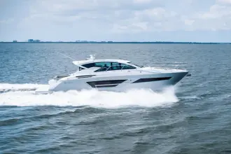 Thumbnail von Cruisers Yachts 46 Cantius