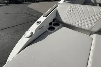 Thumbnail von Sea Ray SDX 250