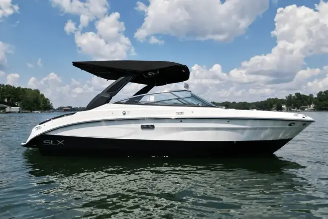 Sea Ray SLX 260 Surf