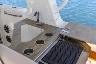 Thumbnail von Boston Whaler 350 Realm