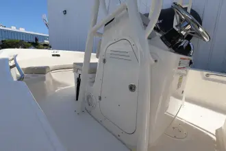 Thumbnail von Boston Whaler 190 Montauk