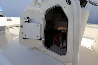 Thumbnail von Boston Whaler 190 Montauk