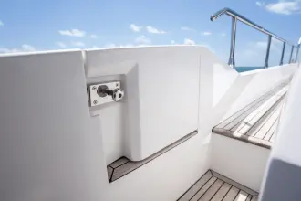 Thumbnail von Azimut 60