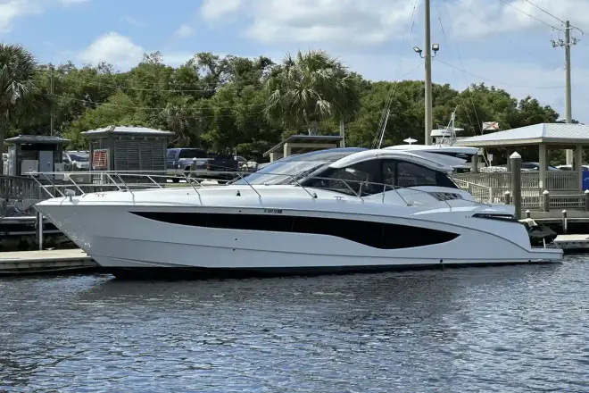 Galeon 485 HTS