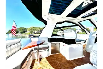 Thumbnail von Sea Ray 370 Sundancer Outboard