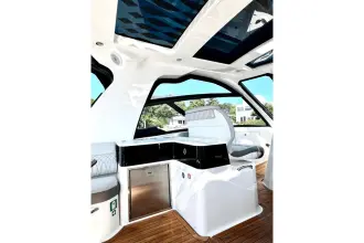 Thumbnail von Sea Ray 370 Sundancer Outboard