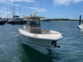Thumbnail von Boston Whaler 330 Outrage