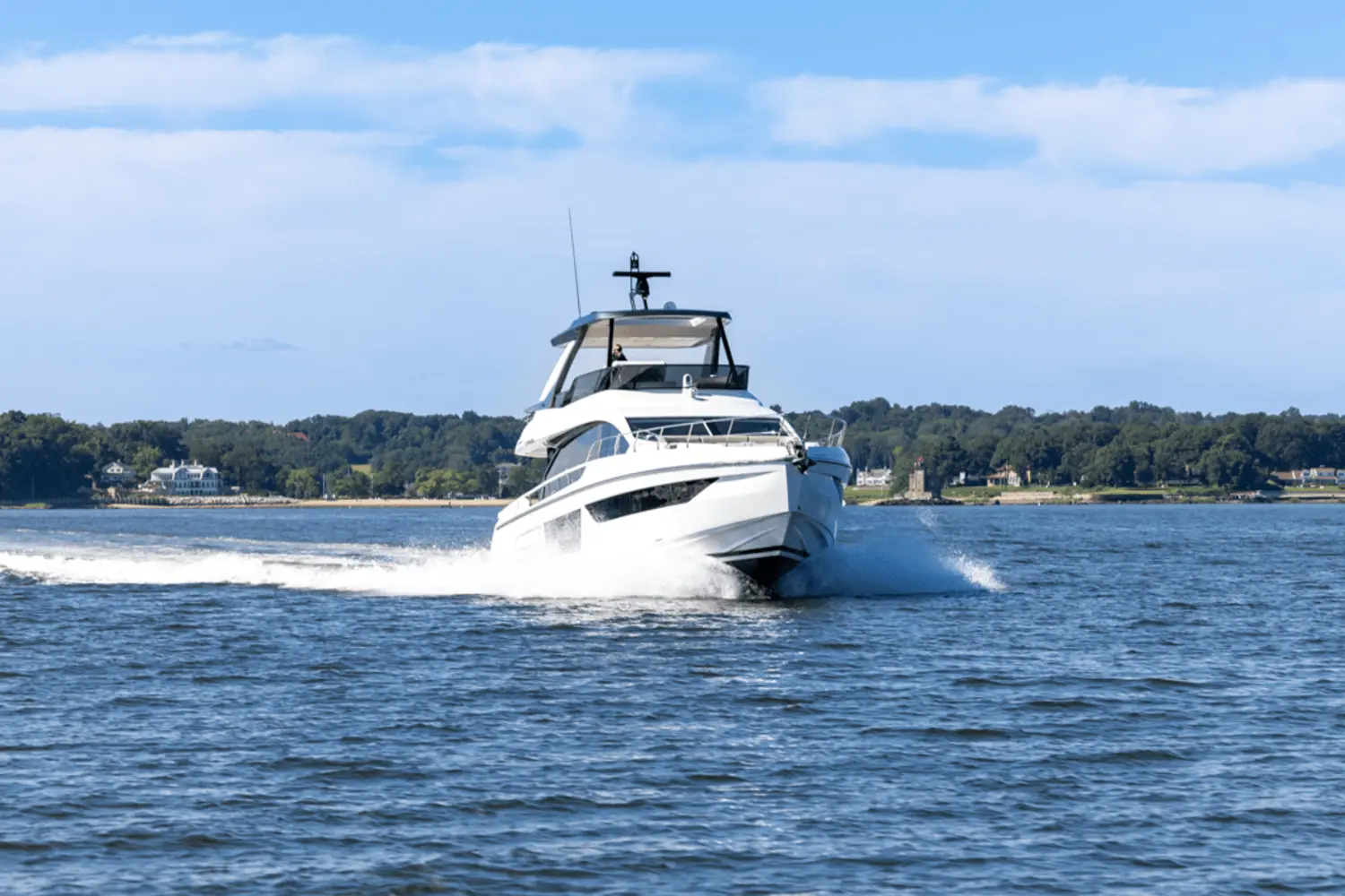 Thumbnail von Azimut 68