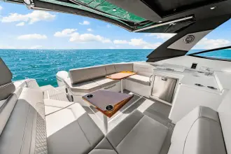 Thumbnail von Cruisers Yachts 38 GLS