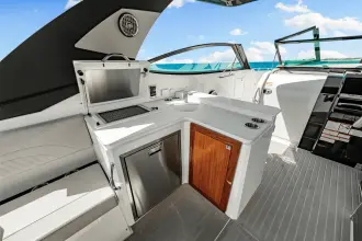 Thumbnail von Cruisers Yachts 38 GLS