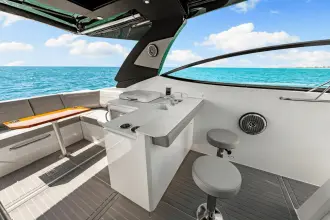 Thumbnail von Cruisers Yachts 38 GLS