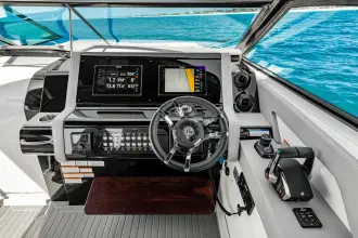 Thumbnail von Cruisers Yachts 38 GLS