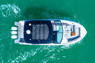 Thumbnail von Cruisers Yachts 38 GLS