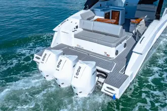 Thumbnail von Cruisers Yachts 38 GLS